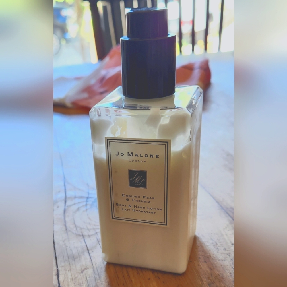Jo Malone London english pear & freesia hand and body lotion